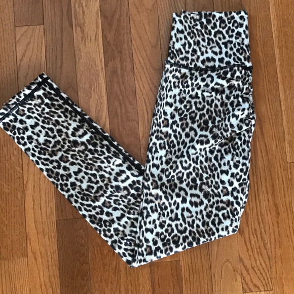 🇧🇷Brazilian Booty Luxury Leggings Cheetah - Picture 3 of 9